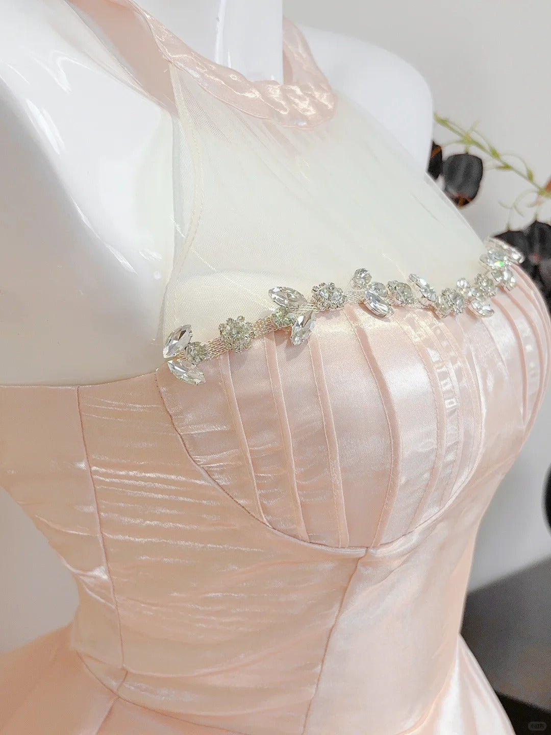 Dreamy Pink A-Line Halter Neck Ruffled Satin Formal Prom Dresses Bridesmaid Dresses