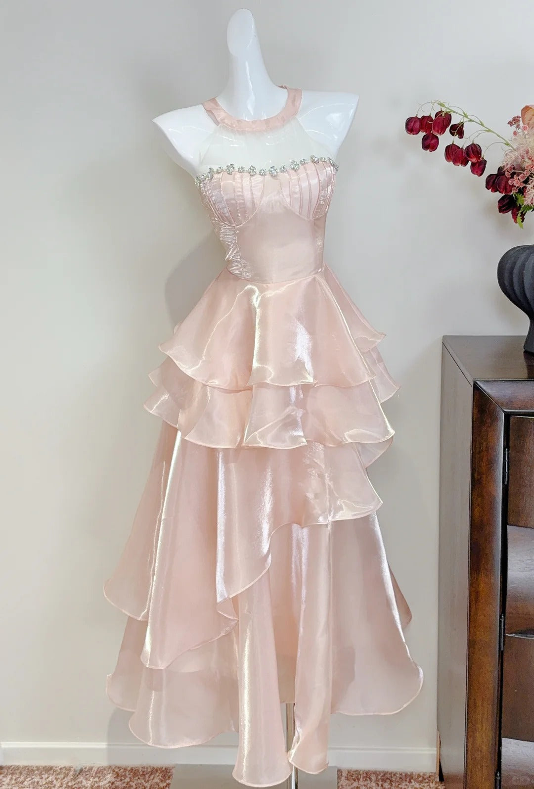 Dreamy Pink A-Line Halter Neck Ruffled Satin Formal Prom Dresses Bridesmaid Dresses Main image