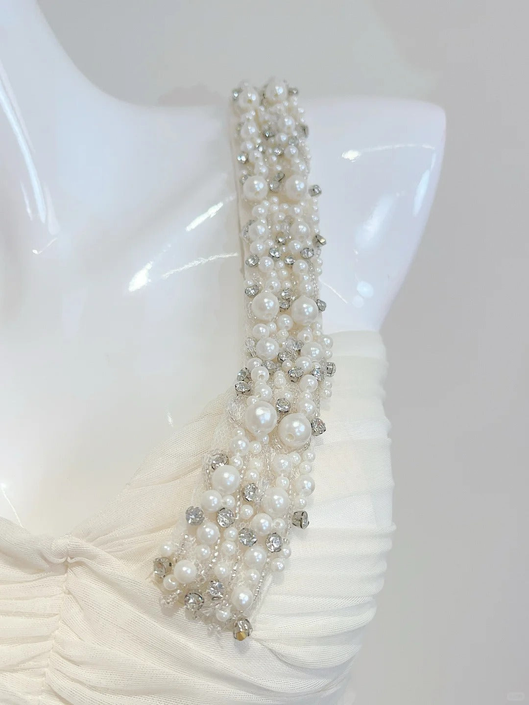 Elegant Ivory Mermaid One-Shoulder Neckline Pearl Rhinestone Satin Long Formal Prom Dresses Bridesmaid Dresses