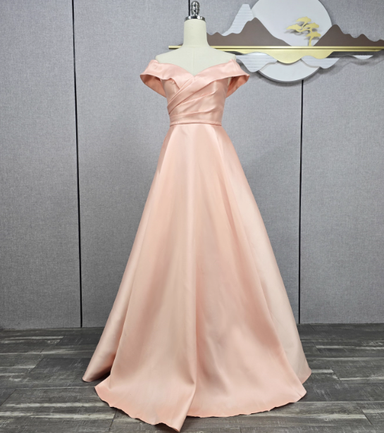 Elegant Pink A-Line Off-The-Shoulder Satin Long Formal Prom Dresses Bridesmaid Dresses Main image