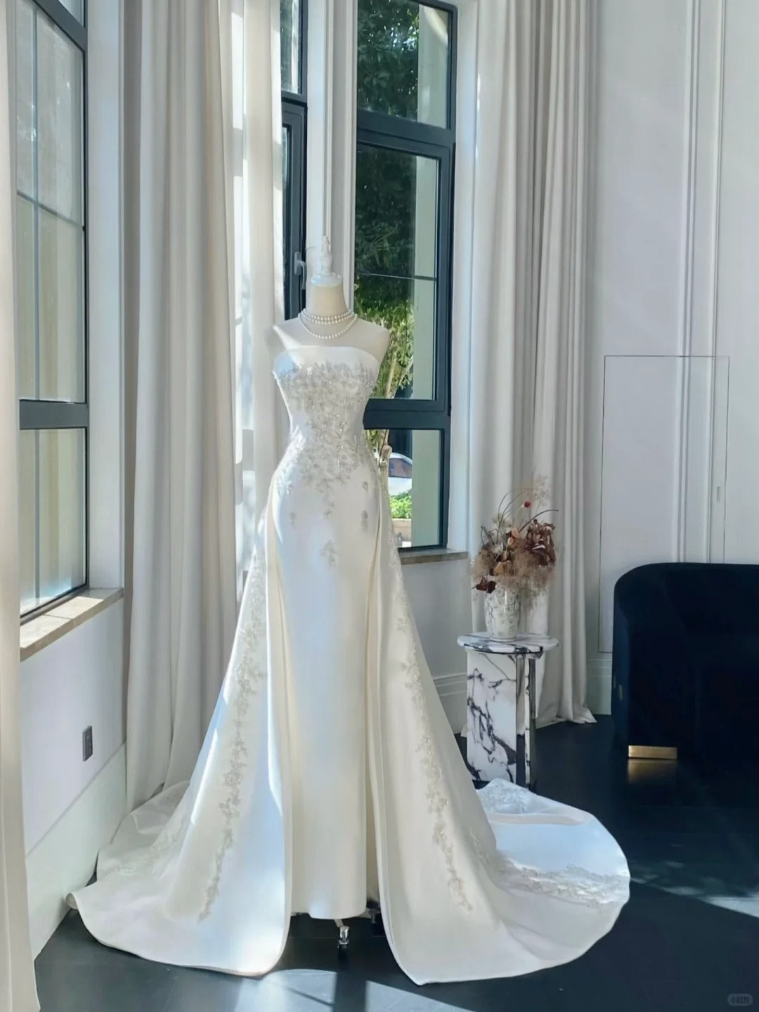 Elegant White Mermaid Strapless Beaded Satin Wedding Dresses With Train Main image