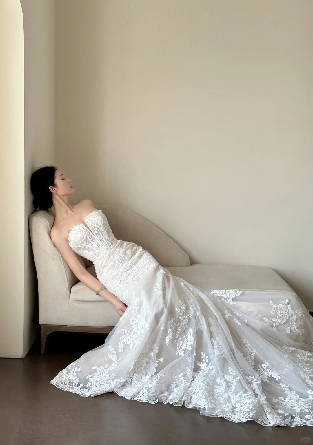 Elegant White Mermaid Train Lace Tulle Wedding Dresses