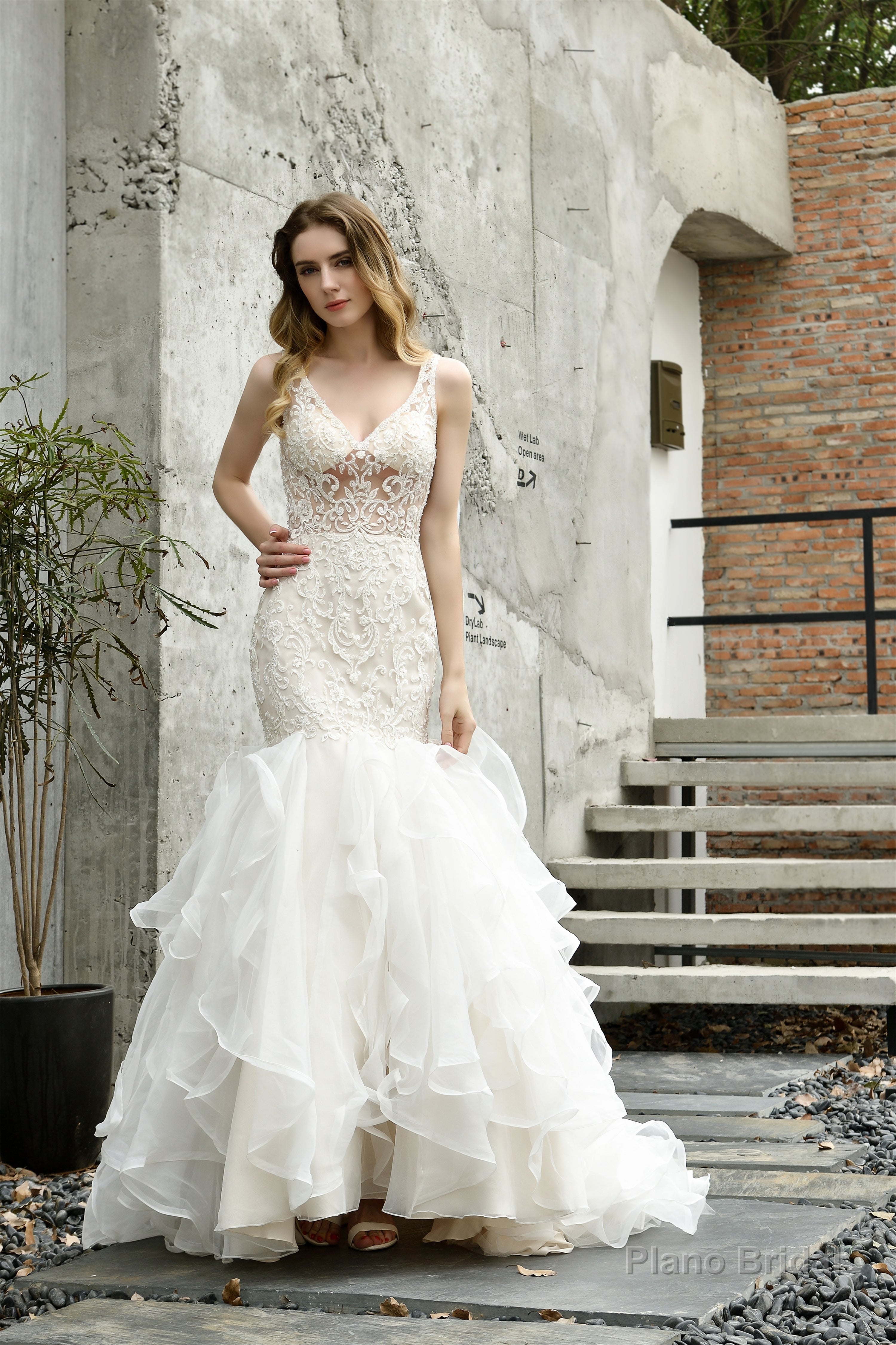 Mermaid Sleeveless V-Neck Wedding Dresses Sweep Train Ruffles Beaded Secondary image