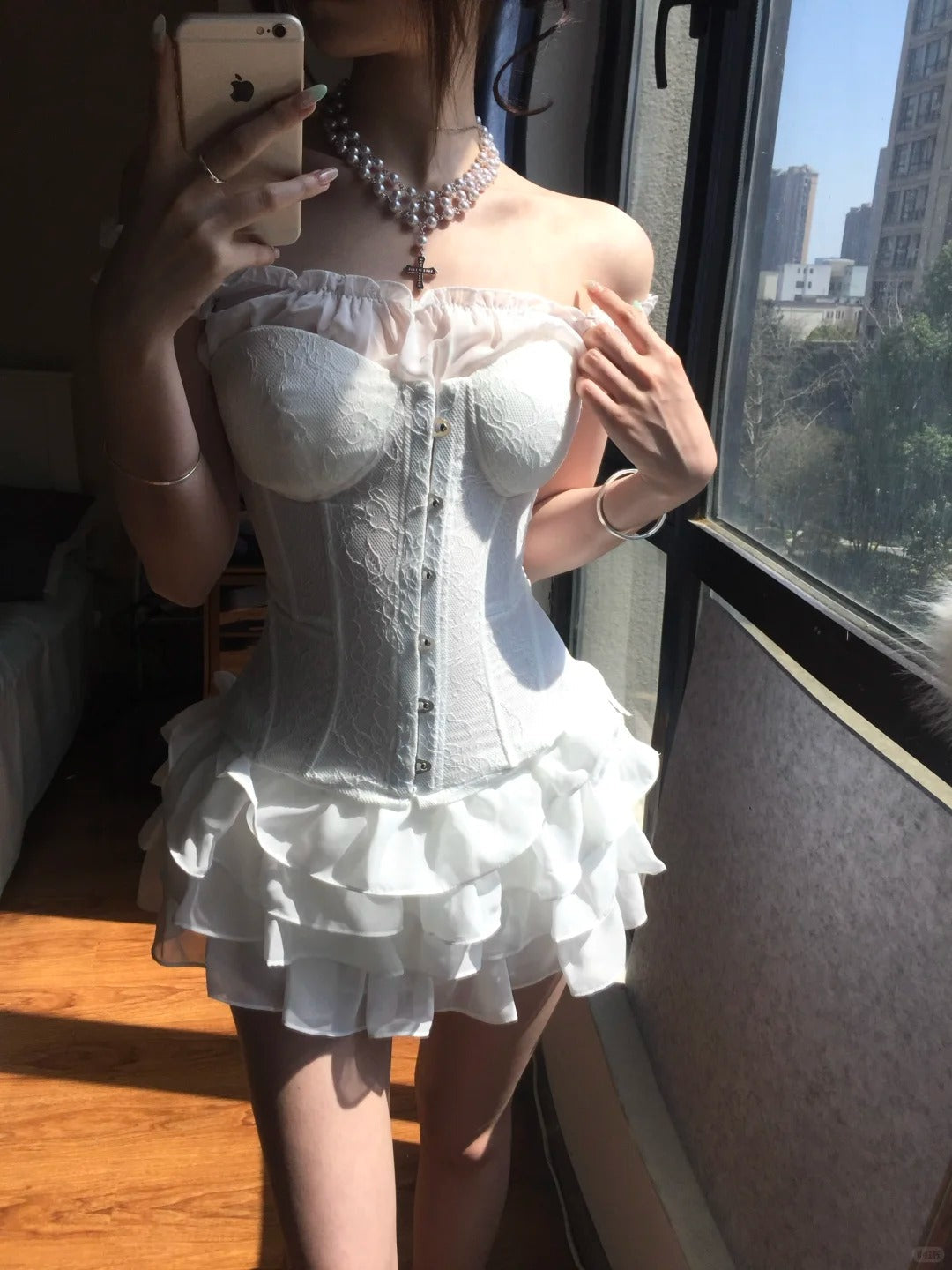 Sexy White Off Shoulder Corset Ruffled Mini Homecoming Dresses Secondary image