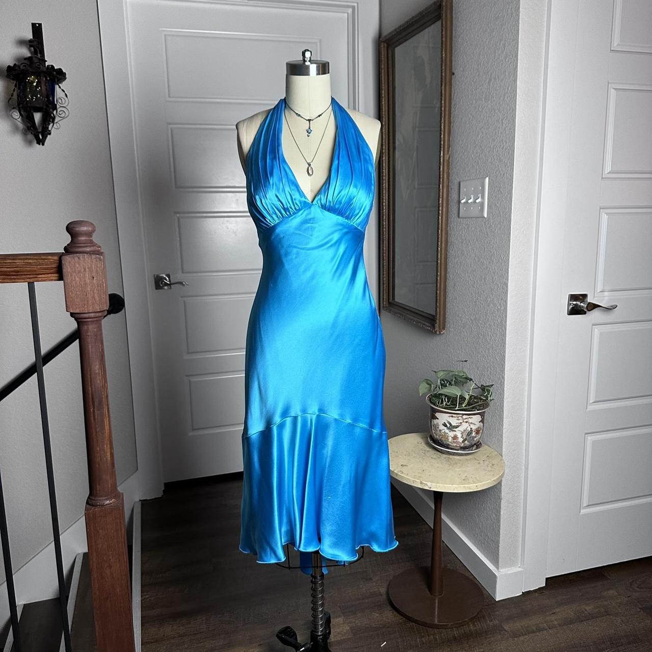 Simple Halter Neck Satin Blue Open Back Homecoming Dresses Main image