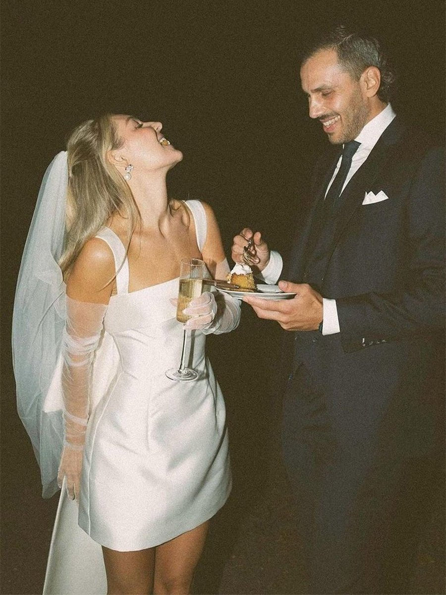 Square Neck White Satin Short Wedding Dress with Bow Back and Veil Main image