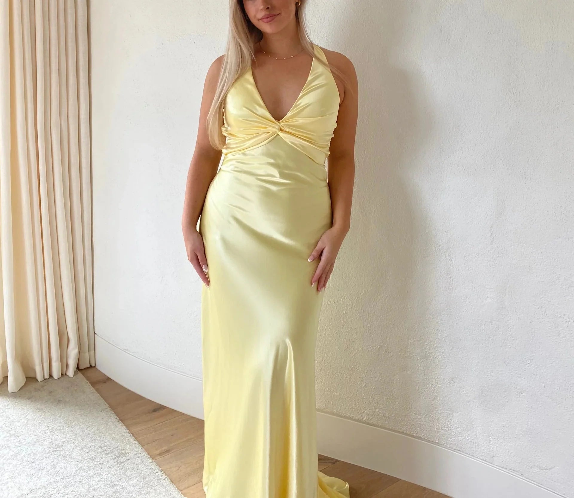 Yellow V-Neck Backless Fashion Elegant Long Satin Ball Gown Evening Dress Wedding Guest Party Dress